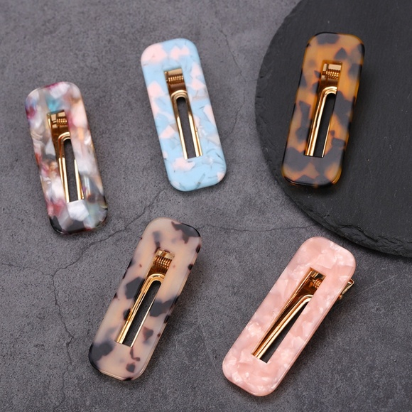 Hair Clip Set - Picture 4 of 5